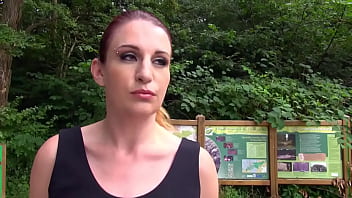 Son mec lui fait faire la pute pour gagner son argent de poche mf200962 1