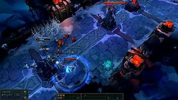 Irelia dominatrix ensina a shyvanna