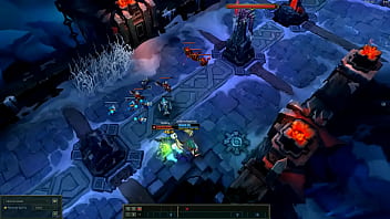 Irelia dominatrix ensina a shyvanna