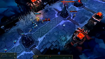 Irelia dominatrix ensina a shyvanna