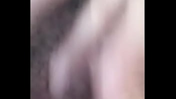 Tocandose rico la panocha