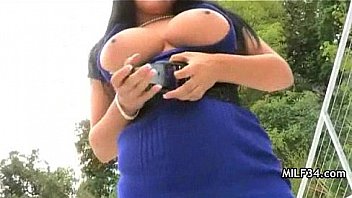 Hot cougar blows a big dick