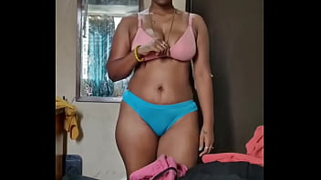 Indian tamil homely aunty remove in saree beautiful boobs beautiful pantes Indian tamil homely aunty remove in saree beautiful boobs beautiful pantes