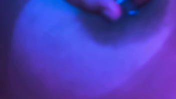 Even when i'm smoking i can't stop worshiping your feet