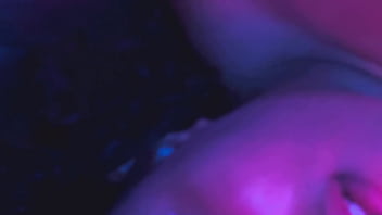 Even when i'm smoking i can't stop worshiping your feet