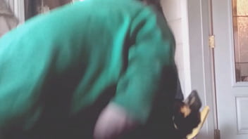 Ex girlfriend sti'll makes me hard