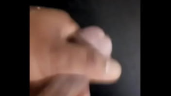 Se Masturba Pensando En Mi Culo Apretado Y Caliente thumbnail