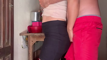 Catching a hot married woman filling her pussy with milk vídeo completo no sheer