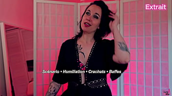 Extrait de ma nouvelle vidéo très humiliante elle est dispo dans mon
