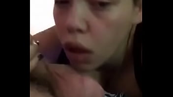 Baddie sucks ok lil dick