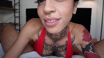 You get seduced by gorgeous busty black roommate ravyn alexa