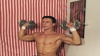 18 yr old reese rideout working out