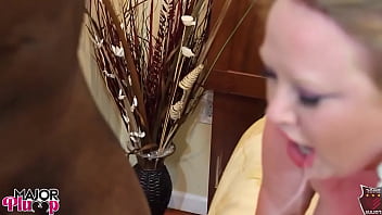 Curvy sienna hills takes rome major’s load on her face