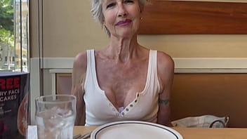 Getting ready to meet a gentleman caller in waikiki