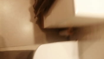 Enseñando verga gruesa