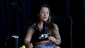 Veja a entrevista safada e cheia de putaria com a flor de damiana com vovô moai no porn cast brazil parte 3 watch sheer red