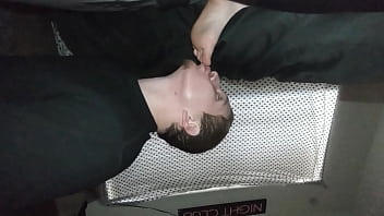 Jerking off while secretly and sucking lol toes