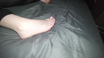 Jerking Off While Secretly And Sucking Lol Toes thumbnail