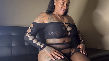 Sexy pawg milf going live streaming