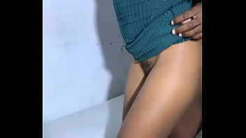 Ebony slender milf getting fucked