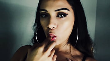 Ladiablax sexy latina horny ready to fuck young slut