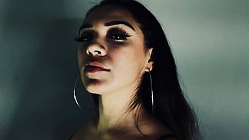 Ladiablax sexy latina horny ready to fuck young slut