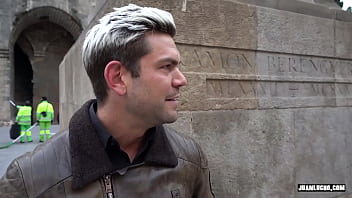 Teen beauty cums taking a massive cock