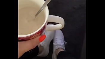 I wish you a nice start into the week today in white nike socks ; vip on of #feet #feetworld #fetisch #nike #n