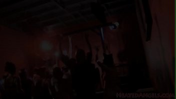 Goth stunner enjoys naked photoshoot