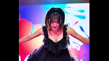 おっぱいぽろりはなんぼあってもいいからaiで作っちゃおう