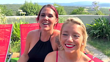 Ava et ashley coquines en chaleur se font tringler dans la bonne humeur