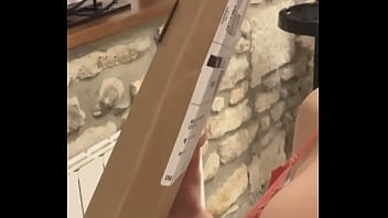 Tellement hâte d’essayer toutes ses petites tenues sexy pour vous affaire