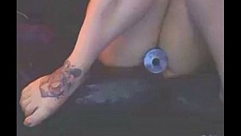 Exhibitionist cam tattooo chick dildo squart