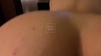 Casal real namoradinha latina senta e faz boquete em frente ao espelho até seu namorado gozar muito