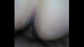 Cogiendo de cuatro a la vecina