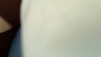 My stepsister's ass is big and juicy it turned me on so much that i ended up fucking her gym clothes