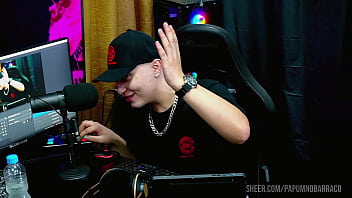 Ruan dedou a buceta da elisa sanches bem gostoso ela se molhou de tesão podcast pápum no barraco