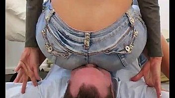 Jeanssitting Eve thumbnail