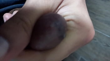 En el baño masturb En el baño masturb