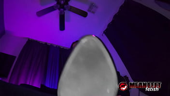 Busty dominatrix cassandra cain wants you to suck her toes