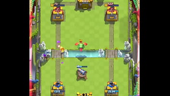 El rival se lleva una buena follada