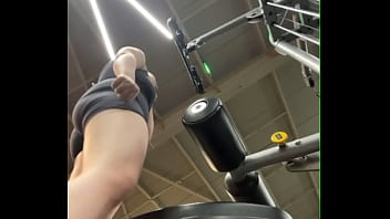 Training and masturbate in the gym