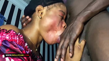 She is making mr hard with waist twisting