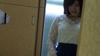 巨乳fカップナース フェロモン全開のオナニー