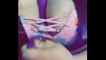 Teen bbw deepthroating vibrator