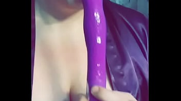 Teen bbw deepthroating vibrator