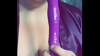 Teen bbw deepthroating vibrator
