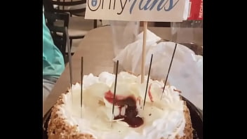 E eu aqui morrendo de vergonha kk