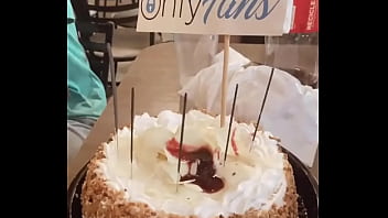 E eu aqui morrendo de vergonha kk