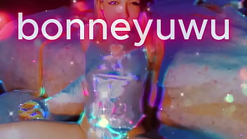 Bonneyuwu 10 25 kum en todo el cuerpo